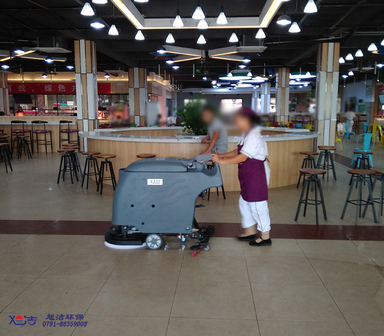 醫(yī)院食堂廚房保潔，醫(yī)院食堂手推式洗地機